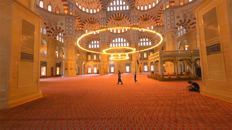 adana camii