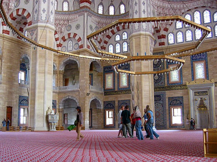 sabancı merkez camii