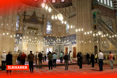 5 Eylül Perşembe Adana namaz vakitleri ne zaman? Sabah, öğle, ikindi, akşam, yatsı namazı saat kaçta?