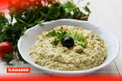 Labneli Köz Patlıcan Salatası Tarifi