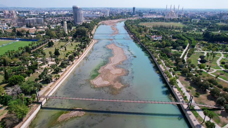 seyhan nehri temizlik çalışmaları