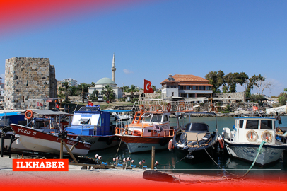 Akdeniz’de balıkçılar bu gece sezonu açıyor