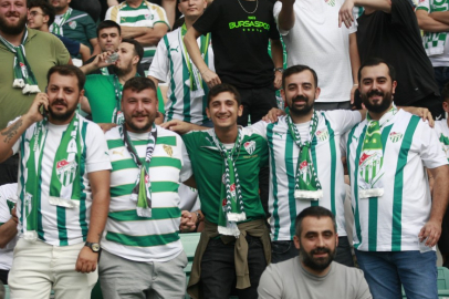 Bursaspor 43 bin seyirci ile TFF 3. Lig'in seyirci rekoru kırıldı