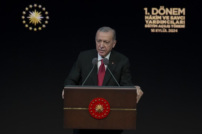 Erdoğan: Sosyal medya büyük bir operasyon aygıtına dönüşüyor