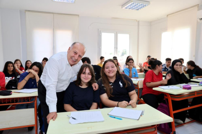 Yüreğir Belediyesi'nden öğrencilere büyük destek