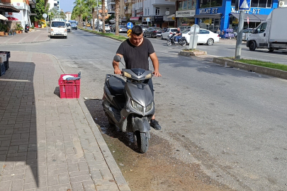 Motosiklet sürücüsünü havaya savuran kaza kamerada