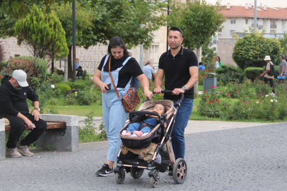 Sivaslı kadınlar erkeklerin erken ölmesini 'kadın dırdırına' bağladı