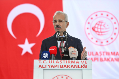 Uraloğlu: Son 22 yılda Tekirdağ’ın ulaşım ve iletişim altyapısına 75 milyar 689 milyon lira yatırım gerçekleştirdik