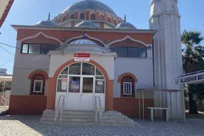 Manisa'da imama tabureyle saldıran kişi akıl hastanesine sevk edildi