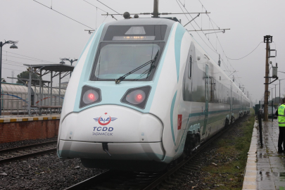 Uraloğlu: Adapazarı – Gebze Bölgesel Treni 2 milyon 522 bin 568 yolcuya hizmet verdi