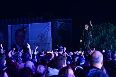 Haluk Levent, İstanbul Kültür Yolu Festivali'nde konser verdi