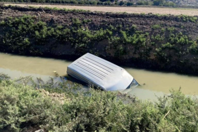 Hatay'da sulama kanalına düşen kamyonet sürücüsü kurtarıldı