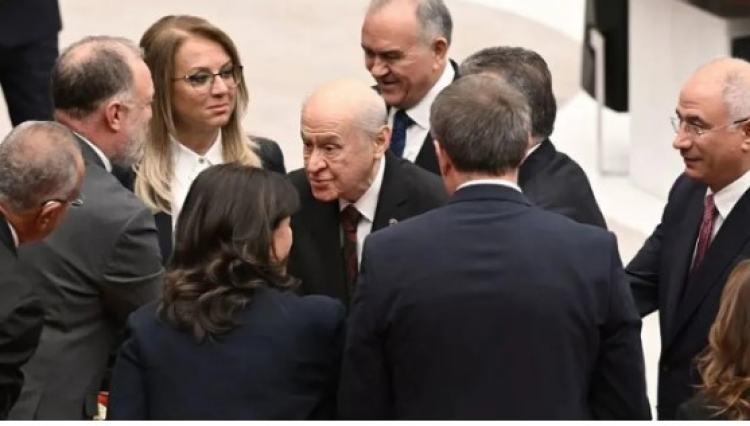 bahçeli dem parti tokalaşma