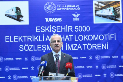 Uraloğlu: Türkiye’nin ilk yerli ve milli elektrikli ana hat lokomotifi ESKİŞEHİR-5000’in test süreçleri devam ediyor