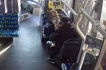 Taksi bulamayınca metrobüste doğum yaptı