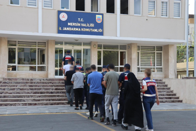 Mersin merkezli DEAŞ operasyonunda 13 şüpheli gözaltına alındı