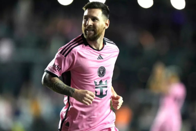 Lionel Messi 11 dakika hat-trick yaptı