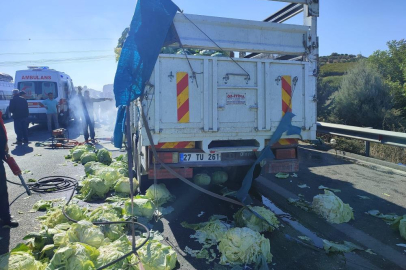 Mersin Tarsus’ta otoyolda feci kaza