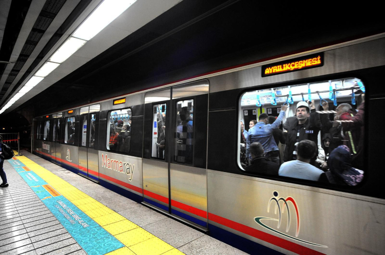 Ulaştırma Bakanı Uraloğlu Marmaray, 11. yılında 1 milyar 205 milyon yolcuya hizmet verdi 2