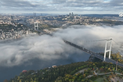 İstanbul Boğazı'nda sis nedeniyle gemi trafiği çift yönde ve geçici olarak askıya alındı