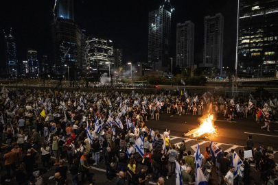 Netanyahu, Savunma Bakanı Gallant'ı görevden aldı: İsrail sokaklarında protesto dalgası