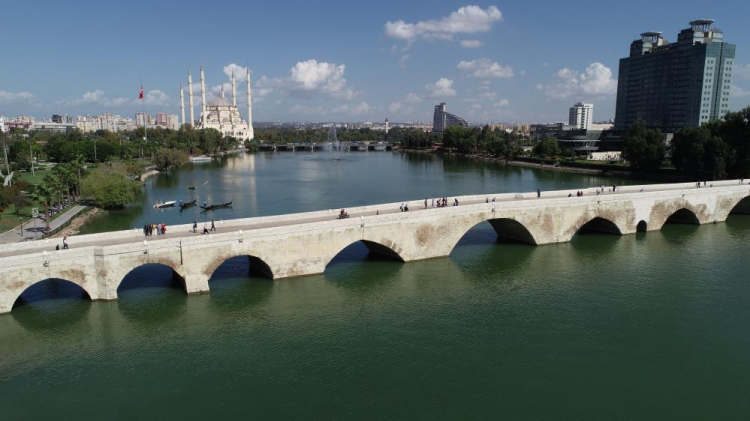 adana