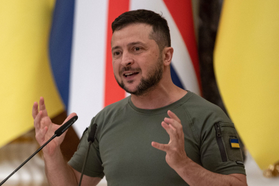 Zelenskiy: Savaşı gelecek yıl diplomatik yollarla bitirmek için çalışıyoruz