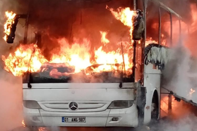 Pozantı’da yolcu otobüsü yandı: Yolcular son anda kurtuldu