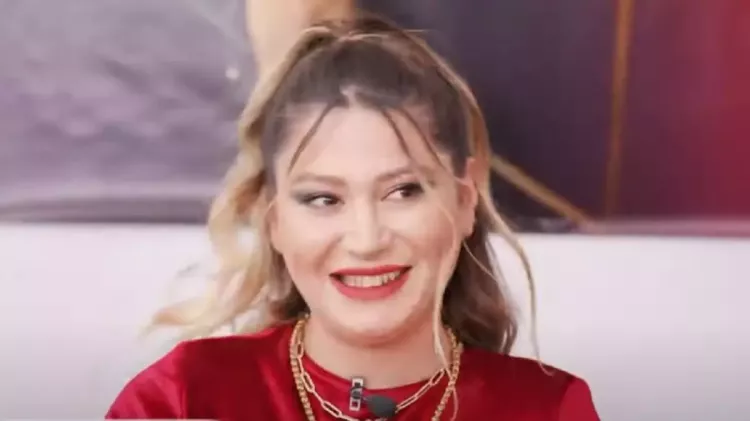 neşe özkan