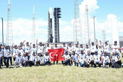 Türkiye’nin ilk yerli ve milli haberleşme uydusu Türksat 6A, yörüngesine ulaştı