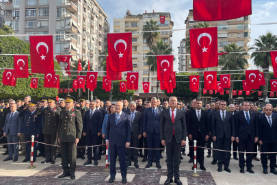 Adana'nın düşman işgalinden kurtuluşunun 103.yılı kutlamaları Atatürk Parkında başladı