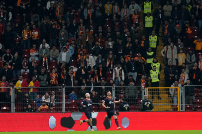 Galatasaray, Başakşehir ile 2-2 berabere kaldı: Sanchez'in 3. golü