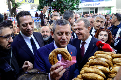 CHP Genel Başkanı Özel, Mersin'de